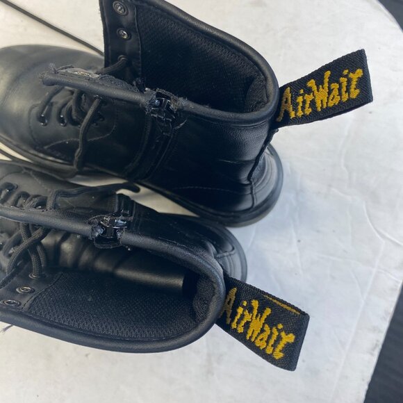 Dr. Martens Mens Short Boots Black Leather Stitch Hole Size US 5 /EUR 37 main image 5